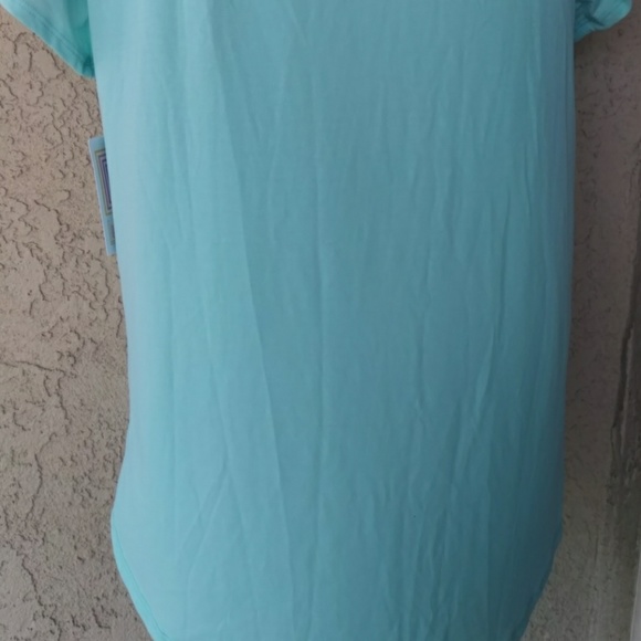 LuLaroe mint green classic T blouse NWT - Picture 6 of 8